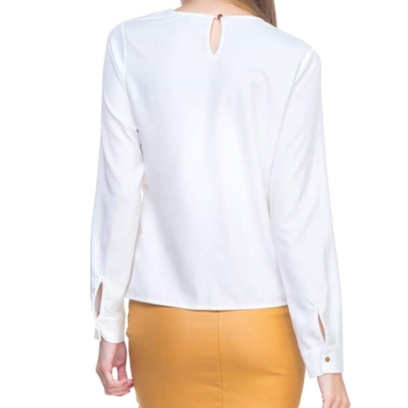 Front Ribbon Tie Shirt - Picture 4 of 4